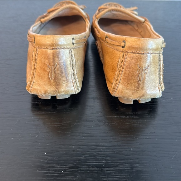 Women’s Frye Leather Driving Loafers, size 8 - Picture 3 of 6